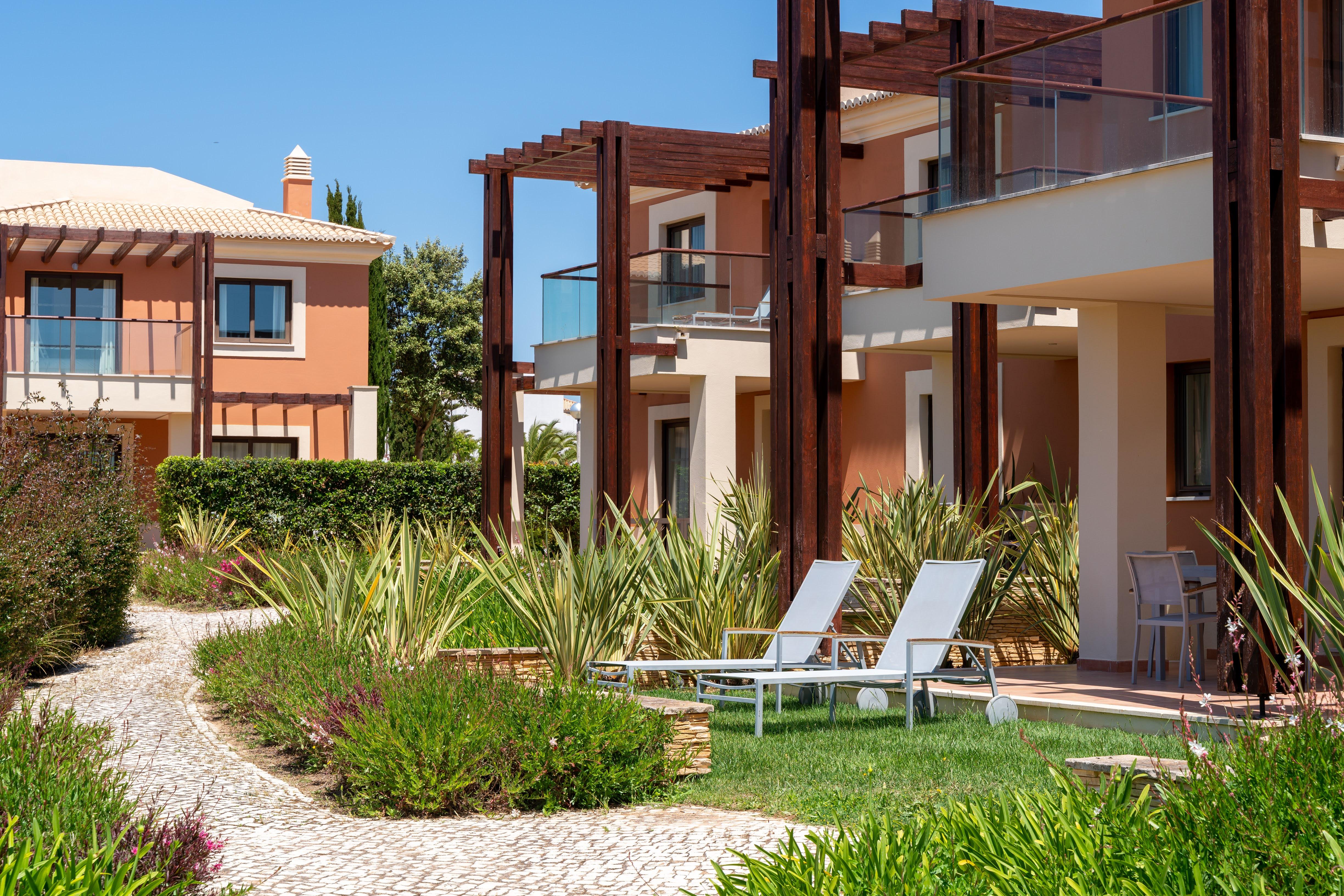 Monte Santo Resort Carvoeiro  Exterior photo A typical hotel in Quinta do Lago