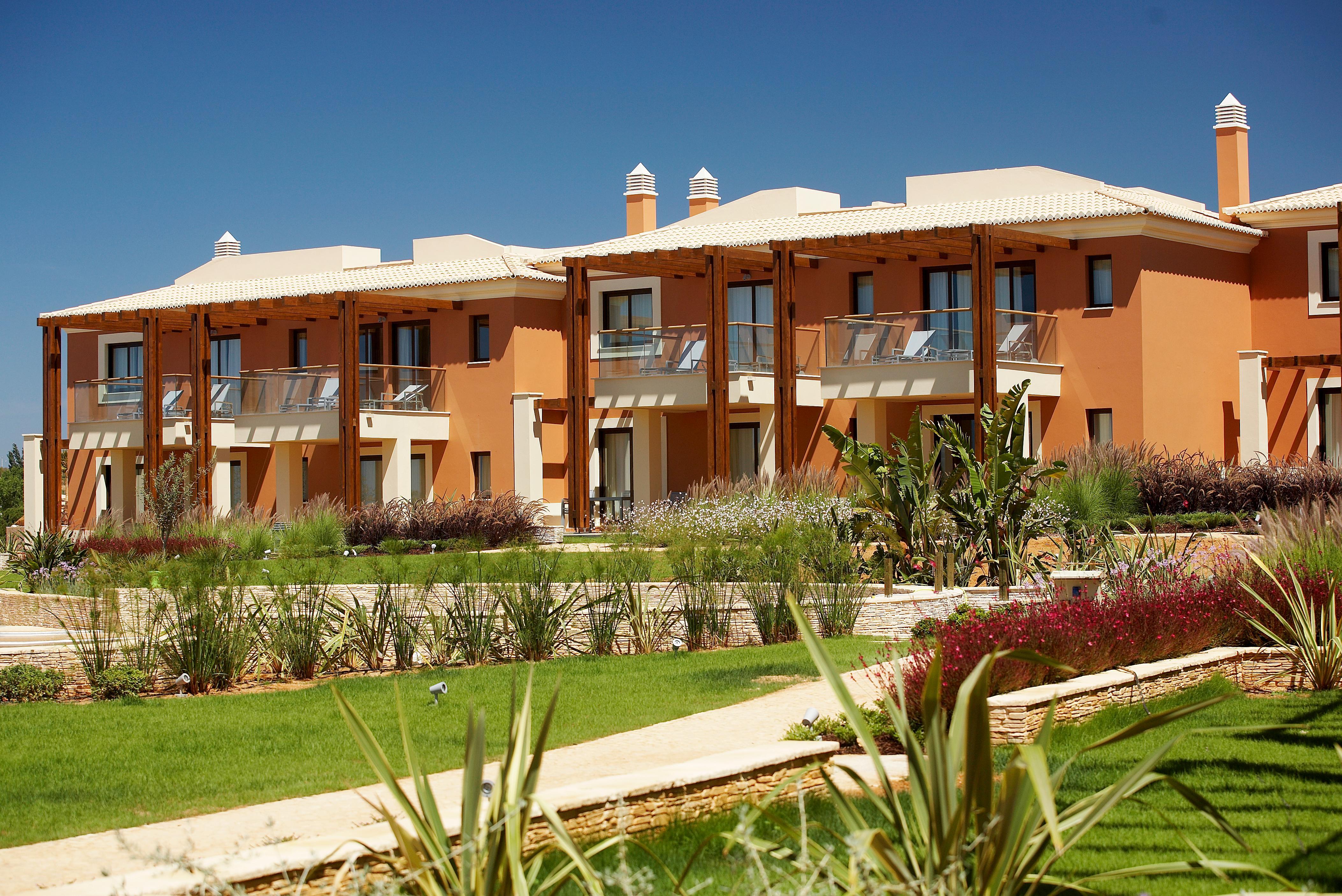 Monte Santo Resort Carvoeiro  Exterior photo The resort's villas